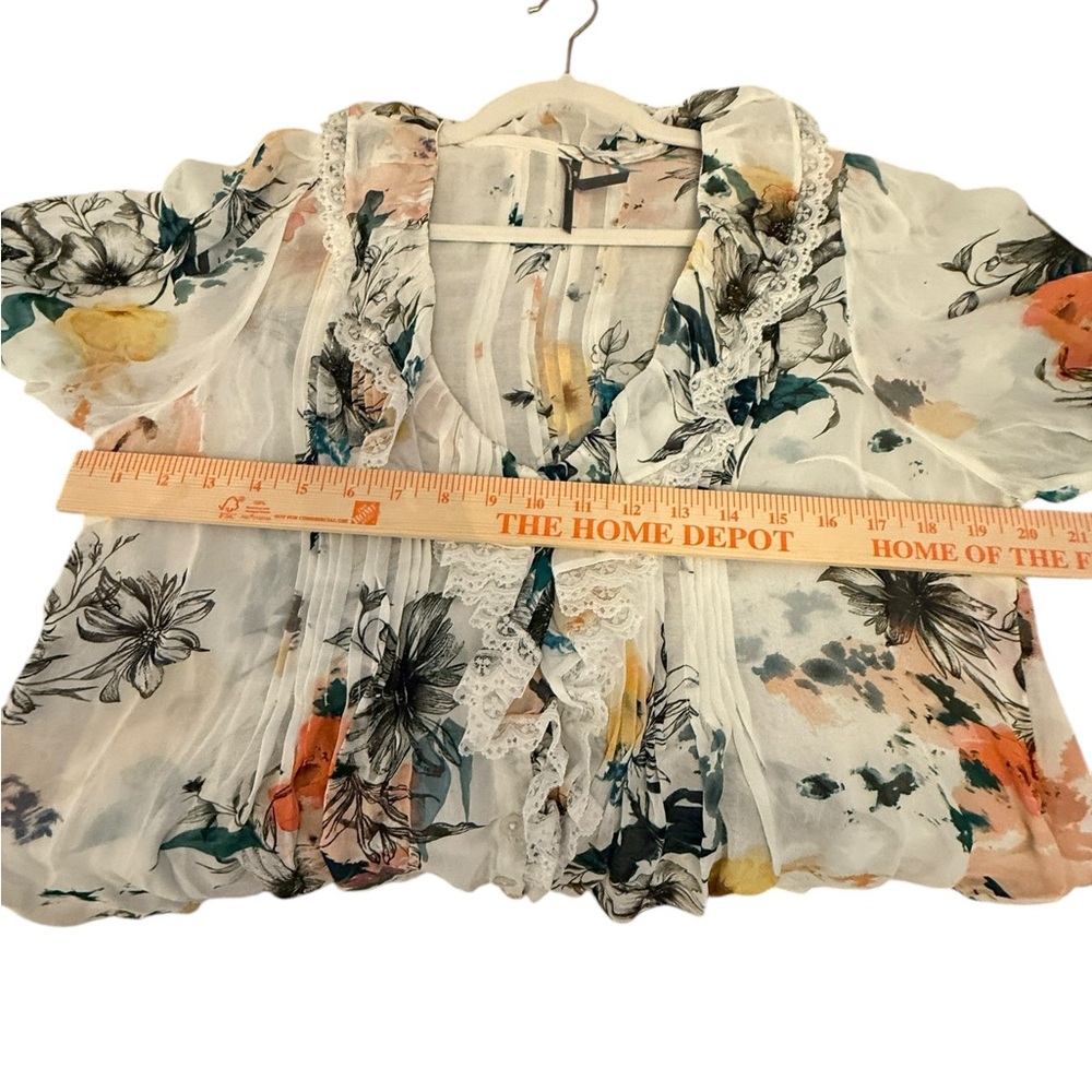 Anthropologie sheer floral lace detailed blouse size XS ( runs large:) NWOT - Picture 13 of 13